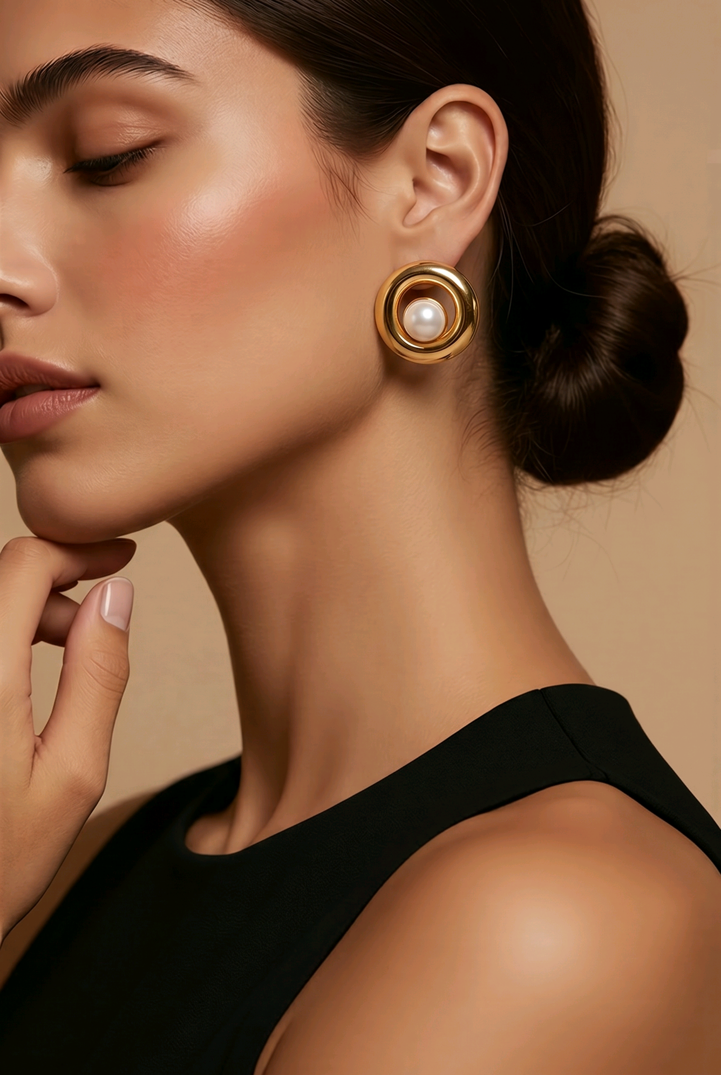 Round Pearls Earrings